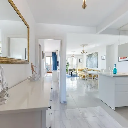 Torreblanca Seaview Apartment